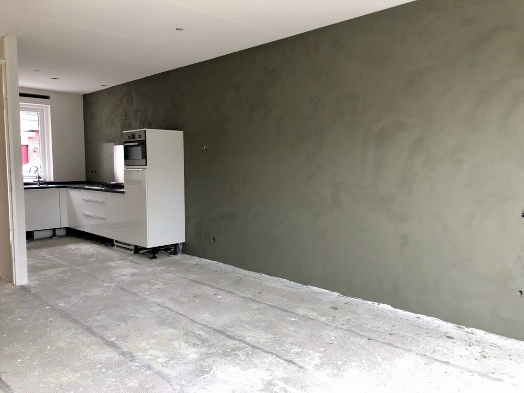 Spackspuitwerk op het plafond